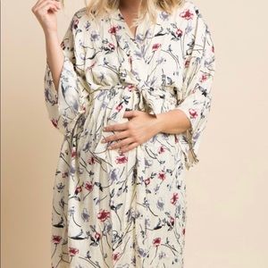 *NWT* PinkBlush Maternity/Delivery Robe, Floral